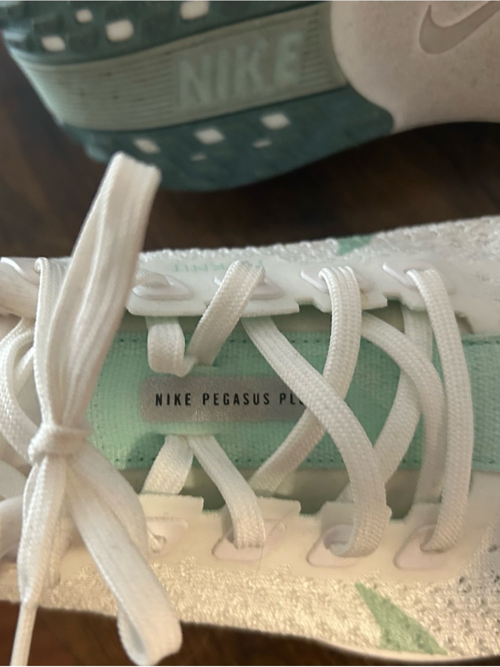 Nike Women White and Mint Running Sneakers - Picture 5 of 6